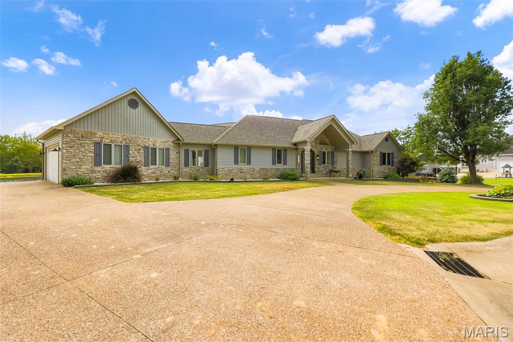 Pine Crest - Residential