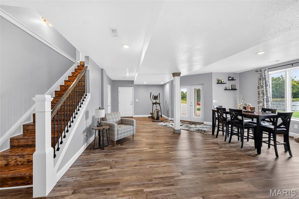 Pine Crest - Residential
