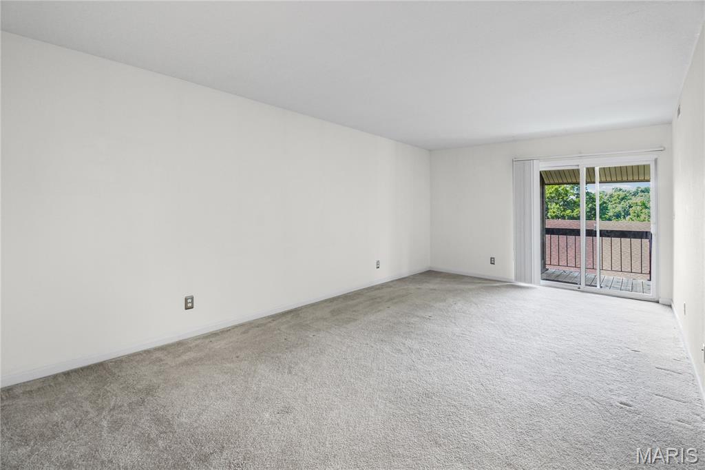 Greenbriar Condominiums - Residential