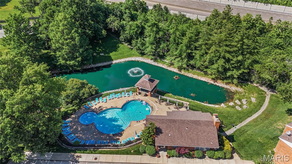 Greenbriar Condominiums - Residential