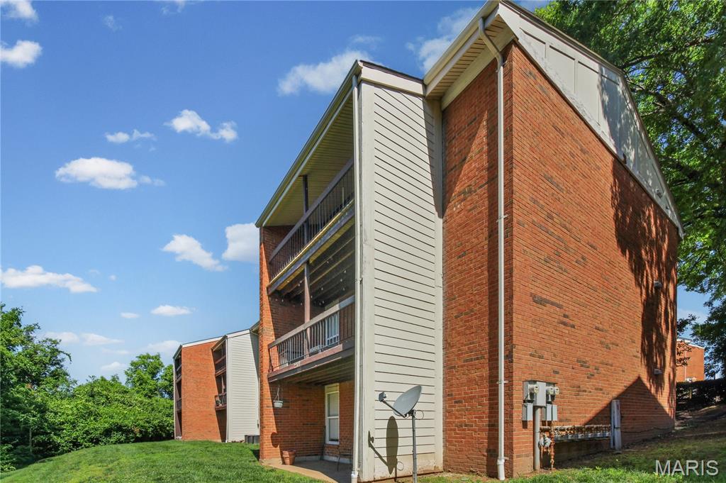 Greenbriar Condominiums - Residential