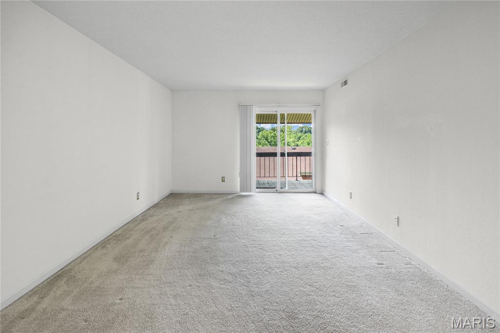 Greenbriar Condominiums - Residential