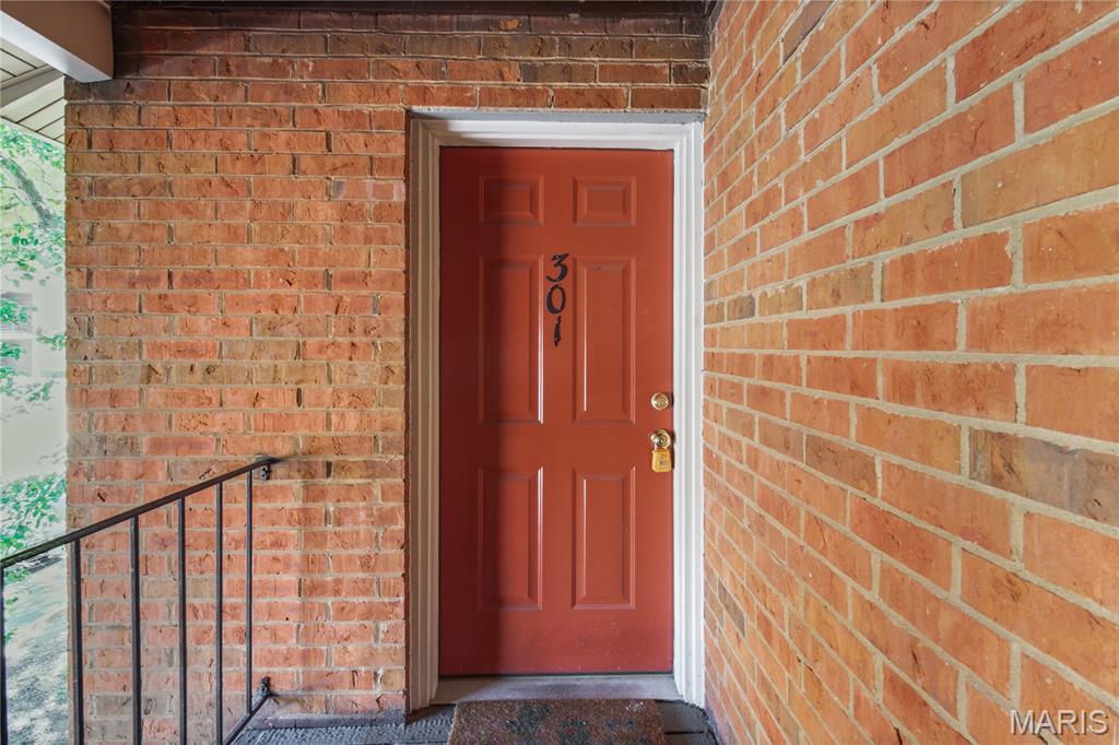 Greenbriar Condominiums - Residential