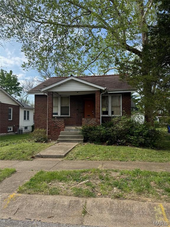 Investor Special: University City Bungalow! Perfect for experienced investors. Property is being sold in AS IS, where is condition. Needs work—no creative financing. Serious inquiries only & CASH only. Property has been deemed 'nuisance' by University City & condemned. *New buyer has 60 days from 6/1/26 to cooperate with University City and pull required permits/order municipal inspections to avoid property being demo'd by city*