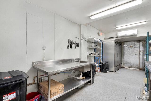 City/Warrenton - Commercial Sale