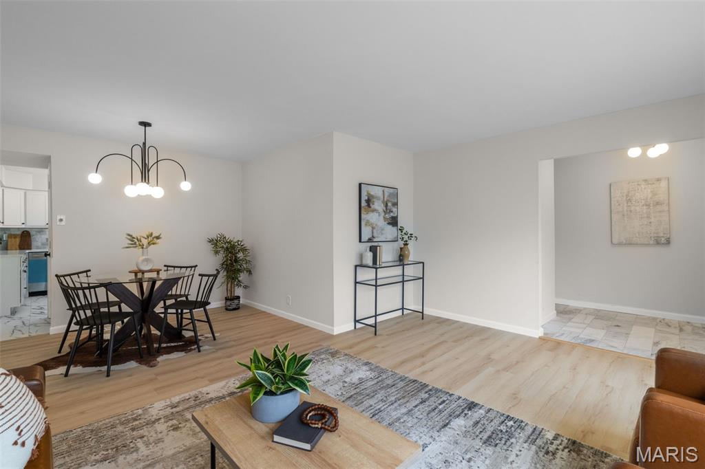 Las Lomas 2 - Residential