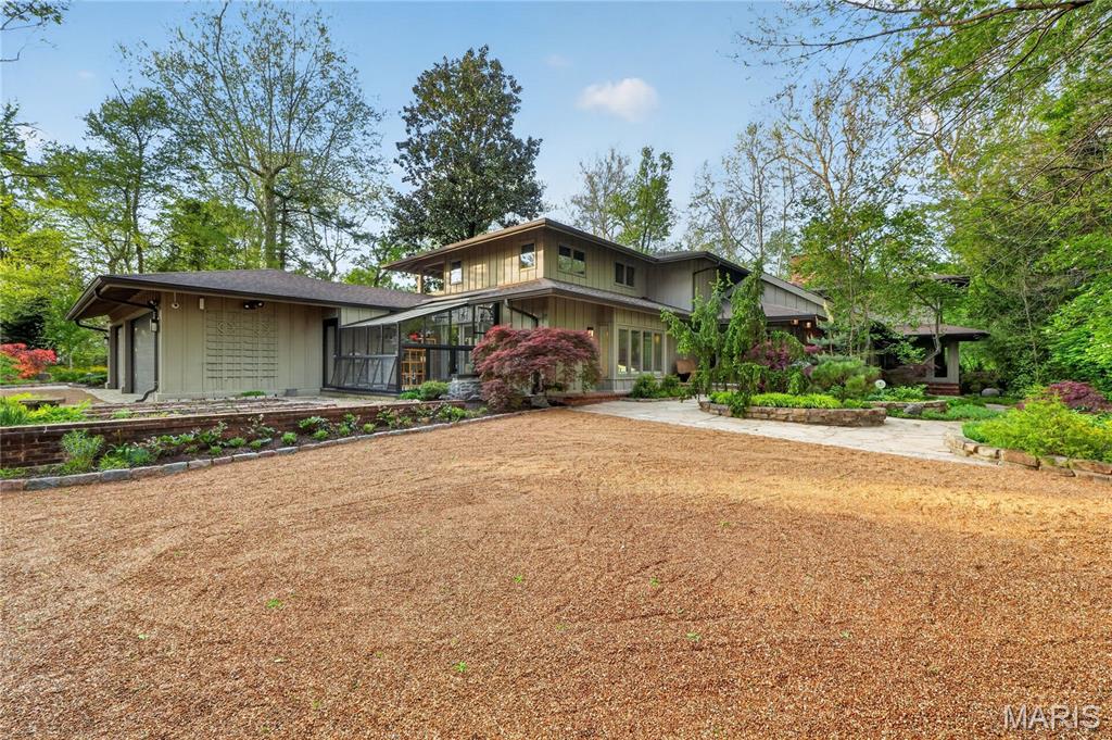 Von Schrader Estate - Residential