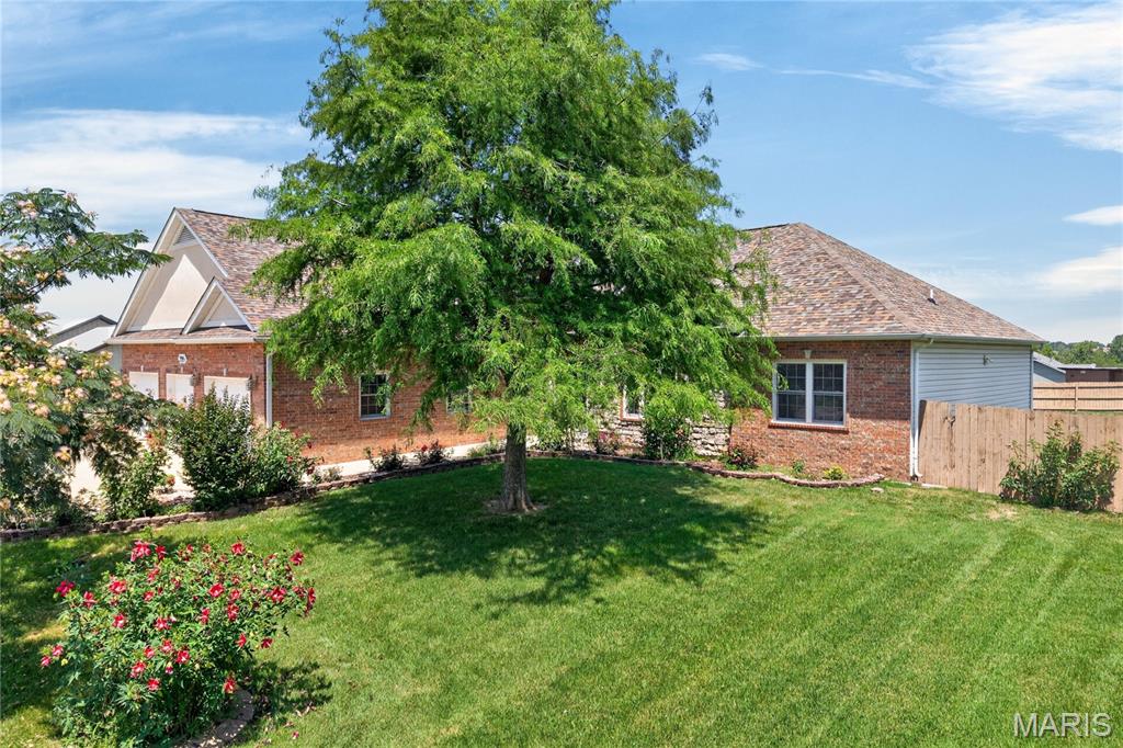 East Lawn Ave - Residential