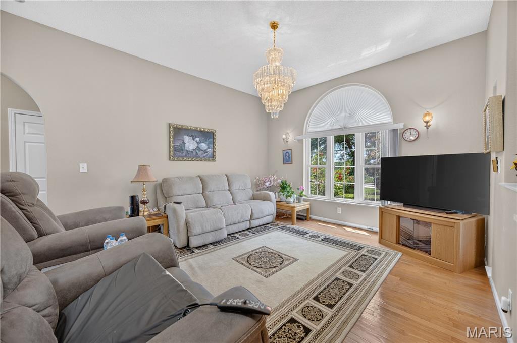 East Lawn Ave - Residential