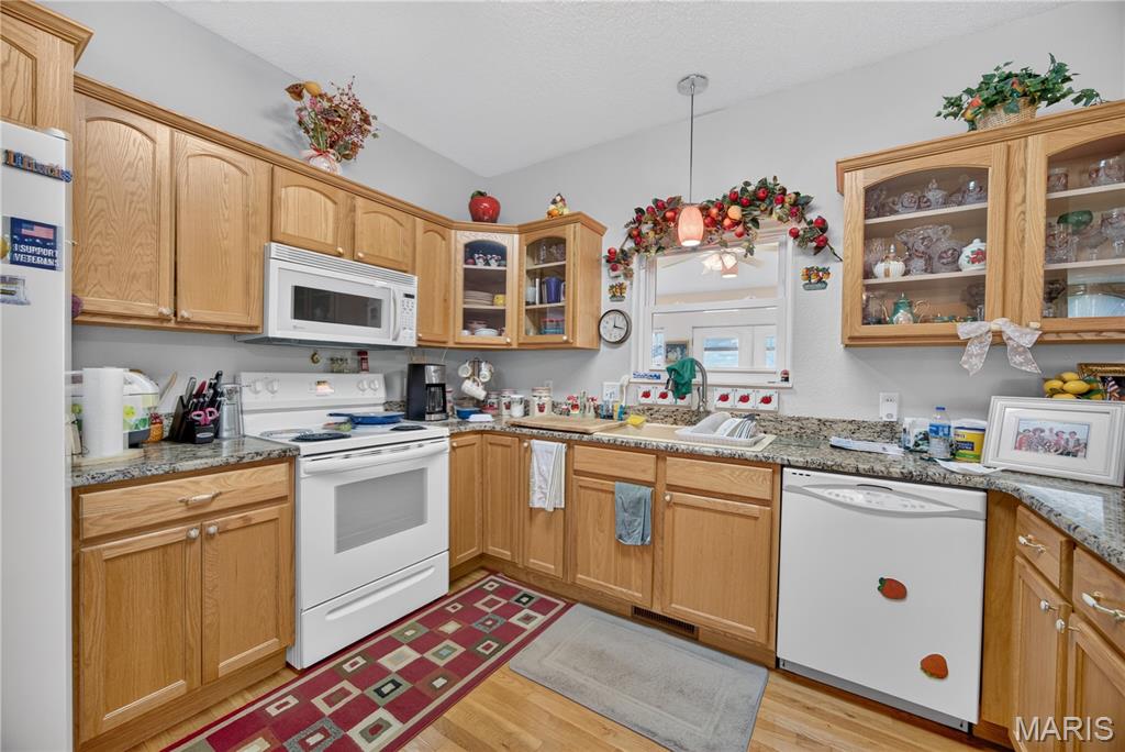 East Lawn Ave - Residential