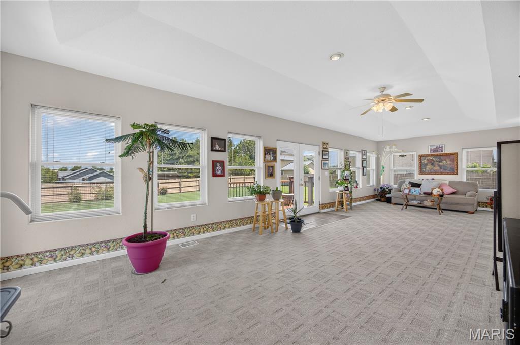 East Lawn Ave - Residential