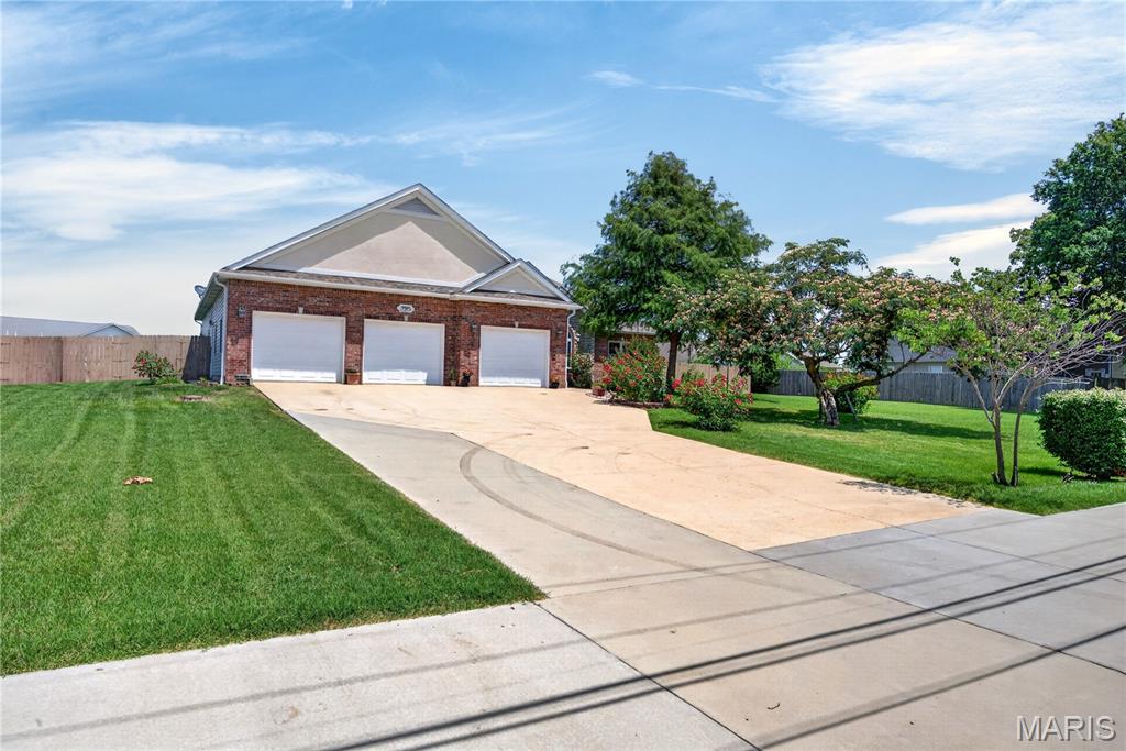 East Lawn Ave - Residential