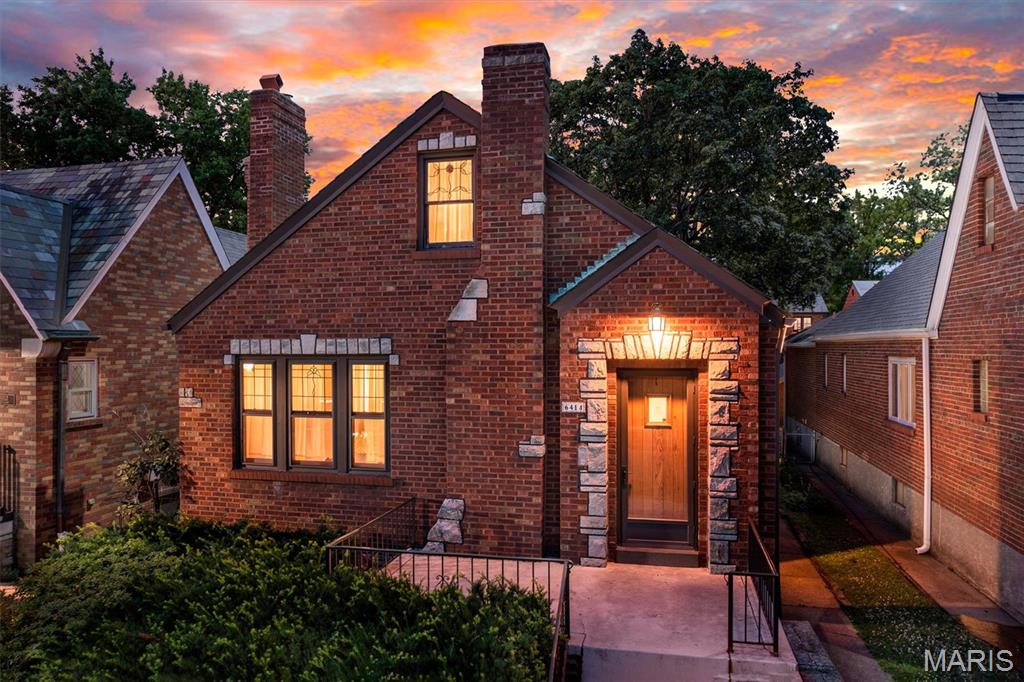 Welcome to the heart of St. Louis Hills! Just steps from LeGrand’s Market and Francis Park, this well-maintained brick home offers the space, flexibility, and location today’s buyers are looking for. Featuring 3 bedrooms, 2 full baths, a separate dining room, sunroom, and multiple living areas, there’s room for everyone to spread out and enjoy. The finished lower level includes a spacious family room, second full bath, kitchenette area, and additional finished space ideal for guests, an in-law suite, a home office, playroom, or fitness area. The upper-level bedroom provides added privacy, while the fenced backyard and detached garage add everyday convenience. Enjoy one of South City’s most sought-after neighborhoods with easy access to parks, dining, shopping, and community events. A rare opportunity to enjoy both ample living space and an unbeatable location.