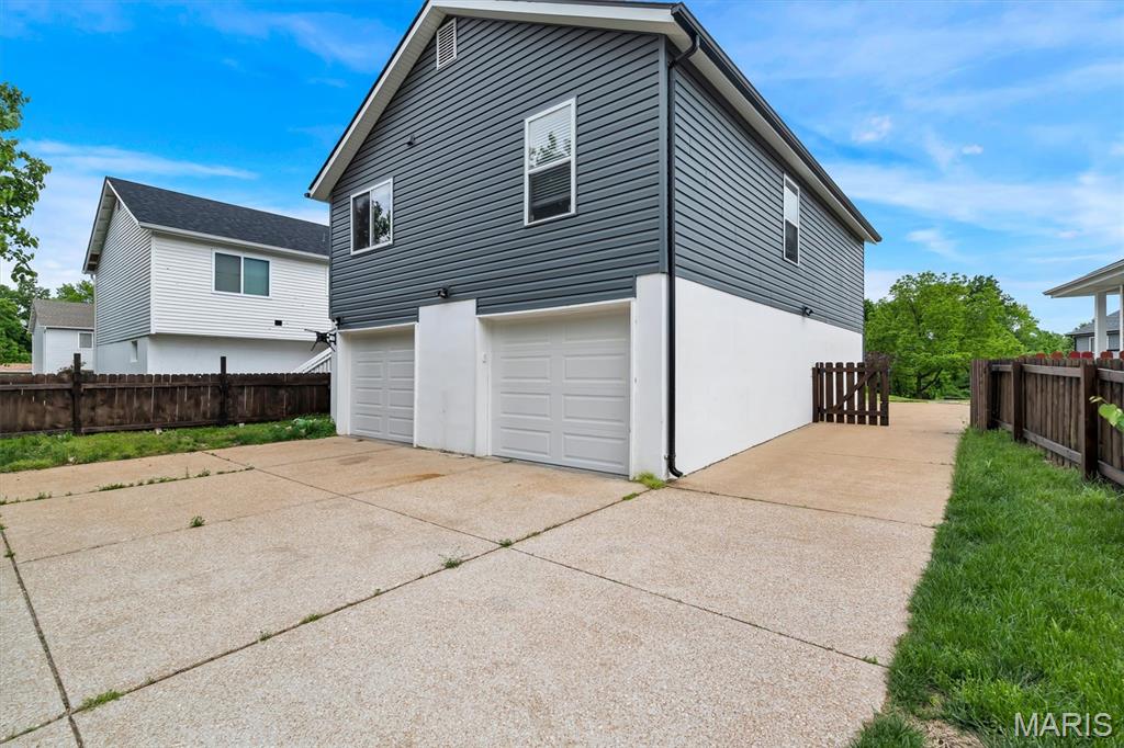 Highland Village Single Family Ph Two - Residential