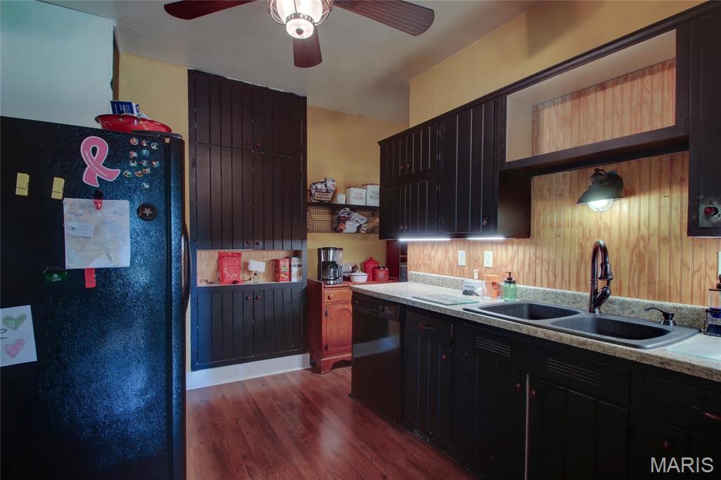 Mb Burgher SD - Residential