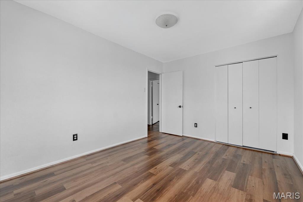 Lin Capri Condo - Residential