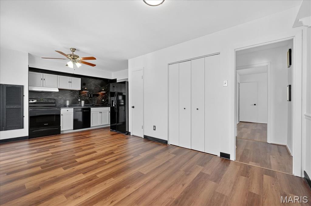 Lin Capri Condo - Residential