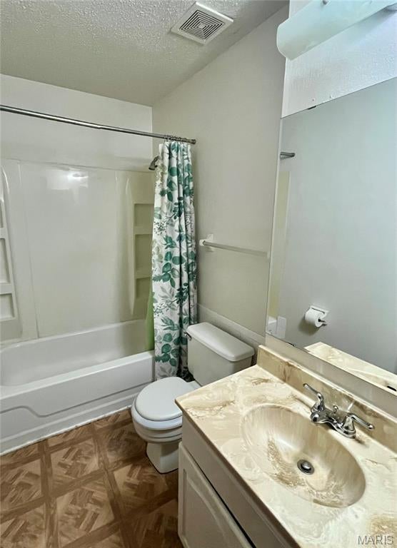 Paddock Lake Condo - Residential