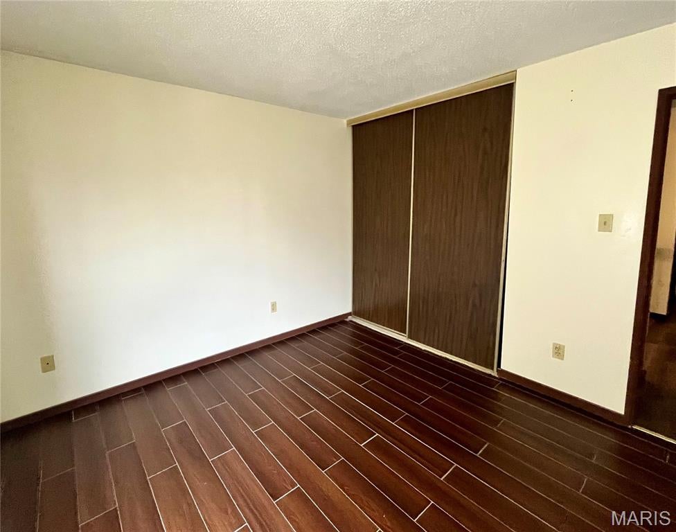 Paddock Lake Condo - Residential