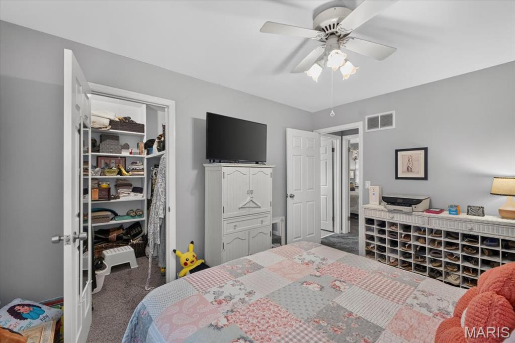 Royal Arms Condo - Residential