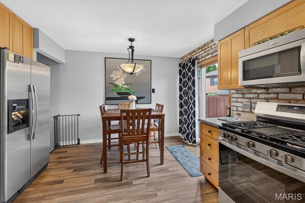 Royal Arms Condo - Residential
