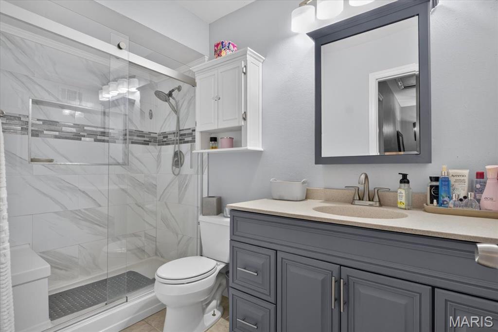 Royal Arms Condo - Residential