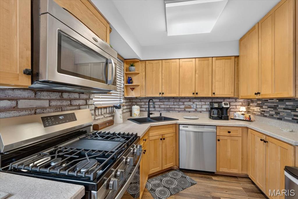 Royal Arms Condo - Residential