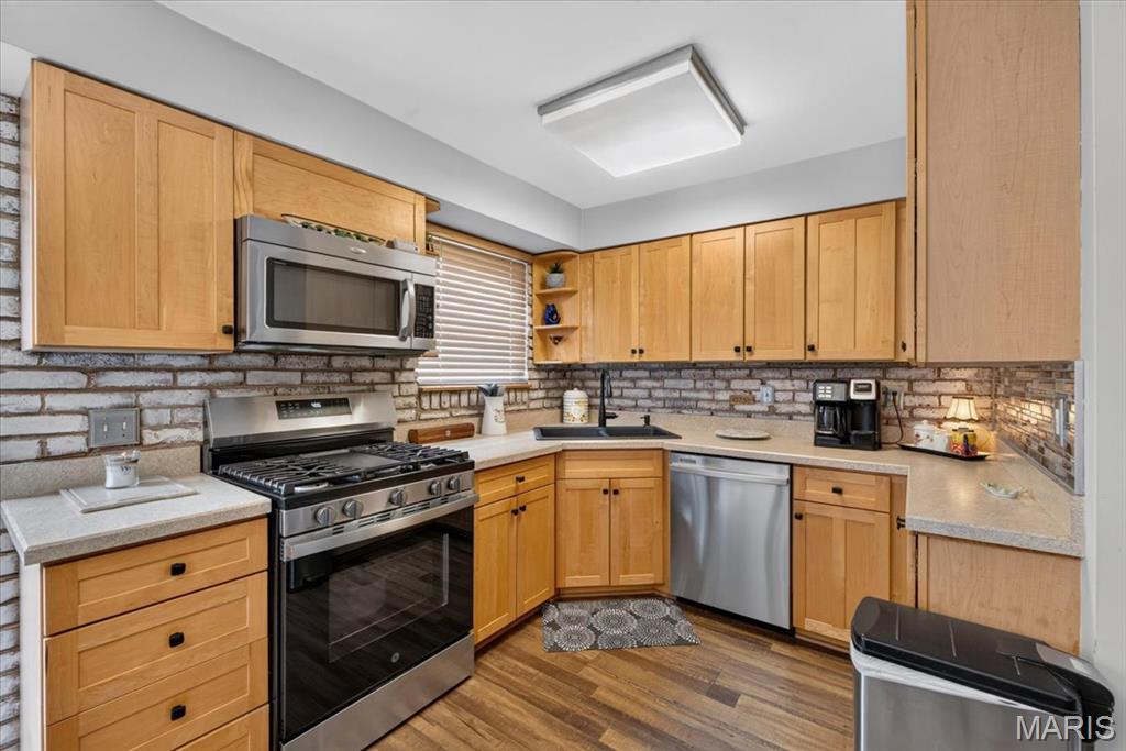 Royal Arms Condo - Residential