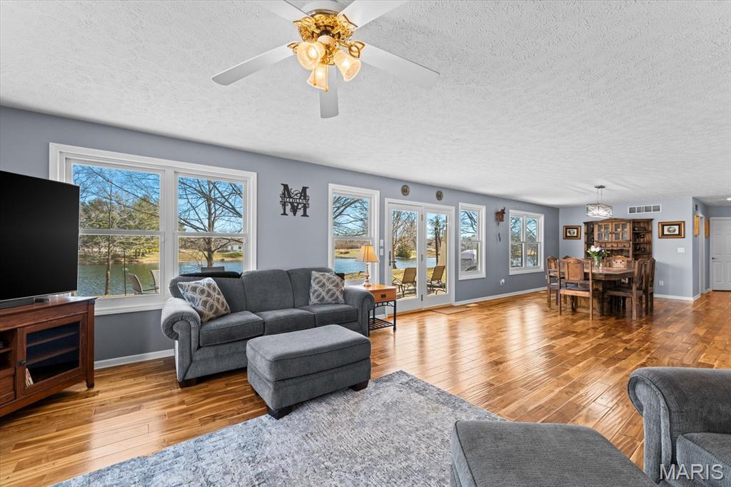 Hickory Lake - Residential
