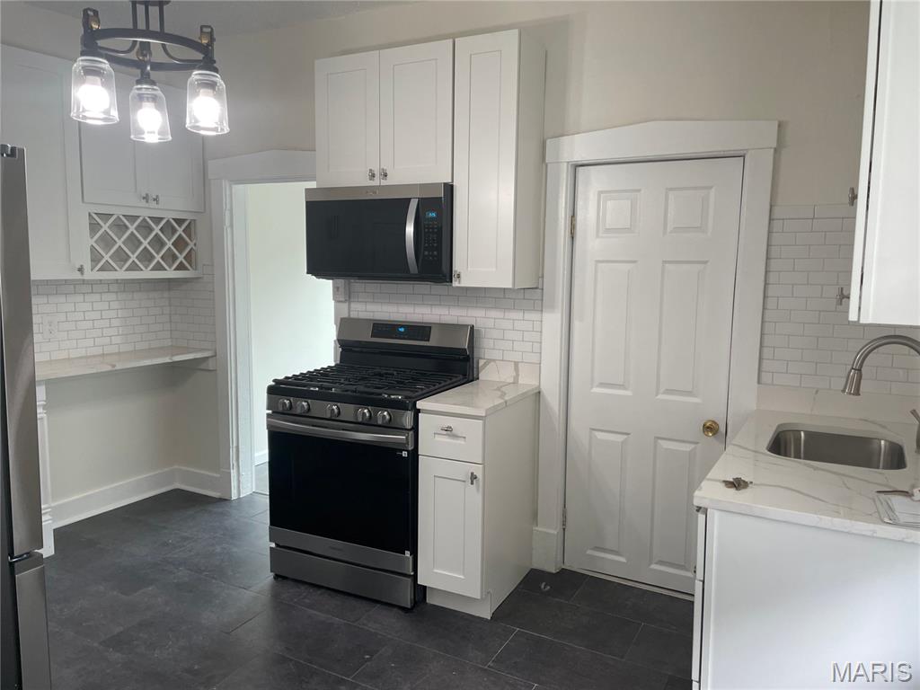 Lindenwood Add - Residential Lease