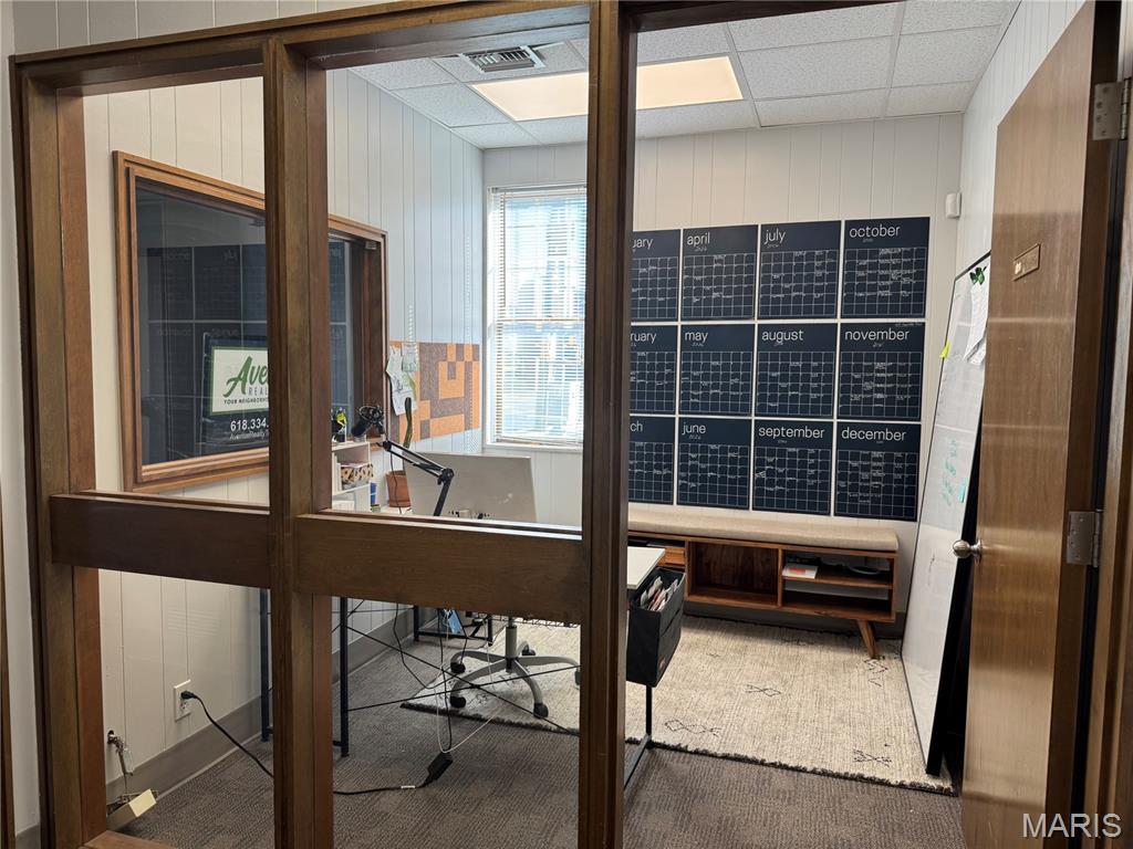 Belleville - Commercial Sale