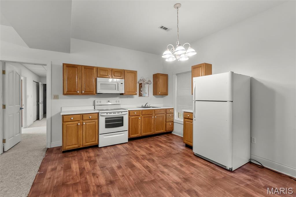 Hickory Lane Estate - Residential