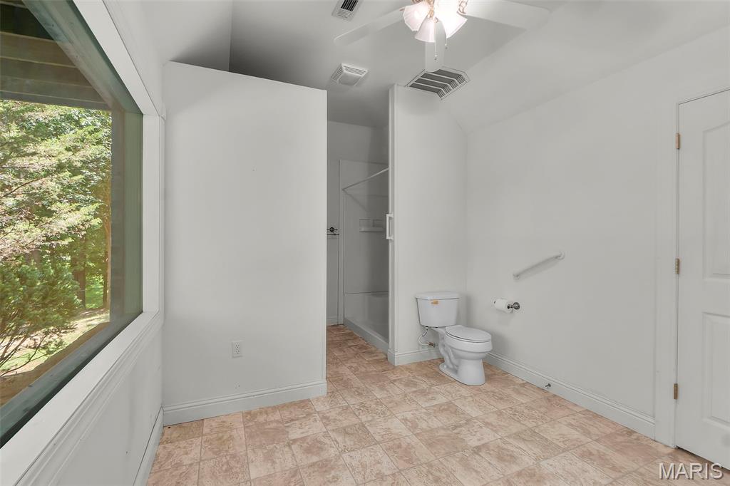 Hickory Lane Estate - Residential