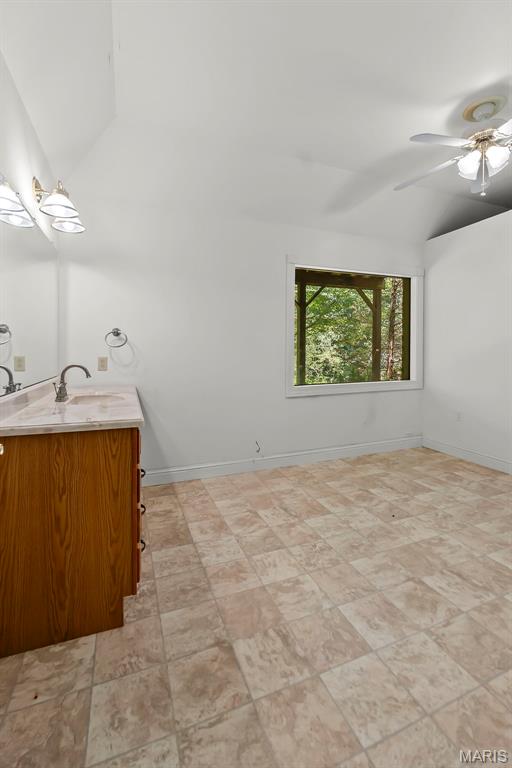Hickory Lane Estate - Residential