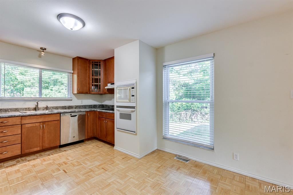 Saxony Estates 2 - Residential Lease