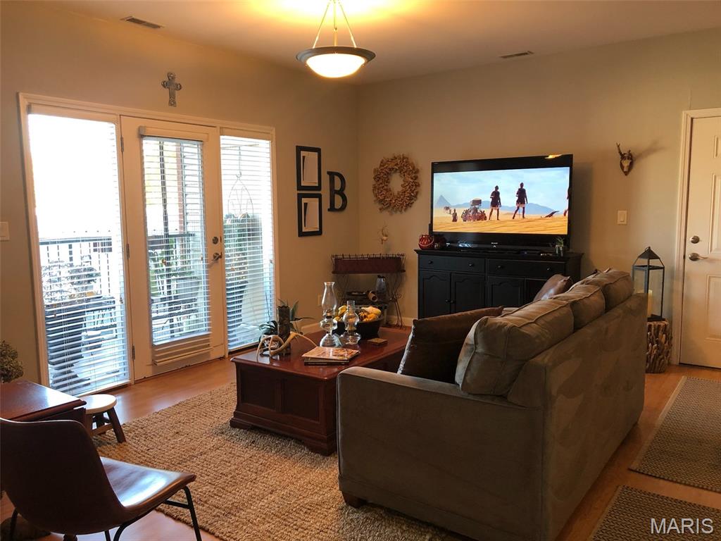Enchanted Forest Condo Ph I - Residential Lease