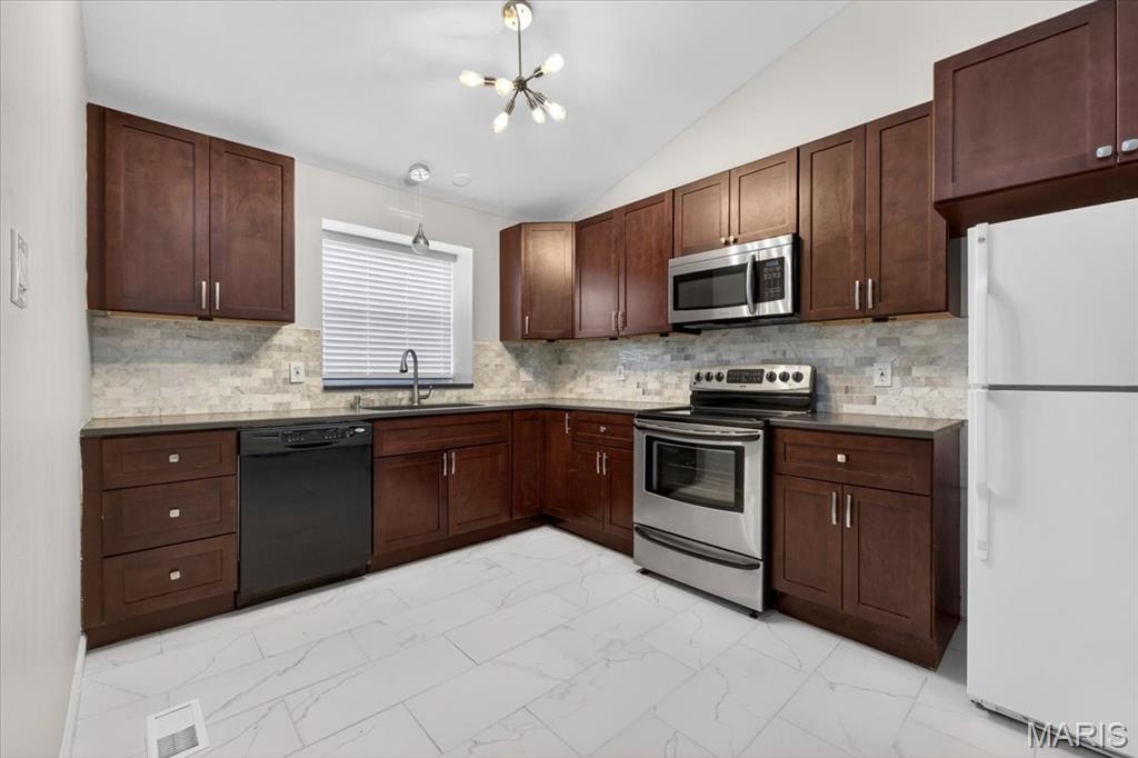 Thornhill Ridge - Residential