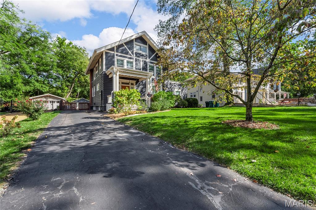 Oak Terrace - Residential