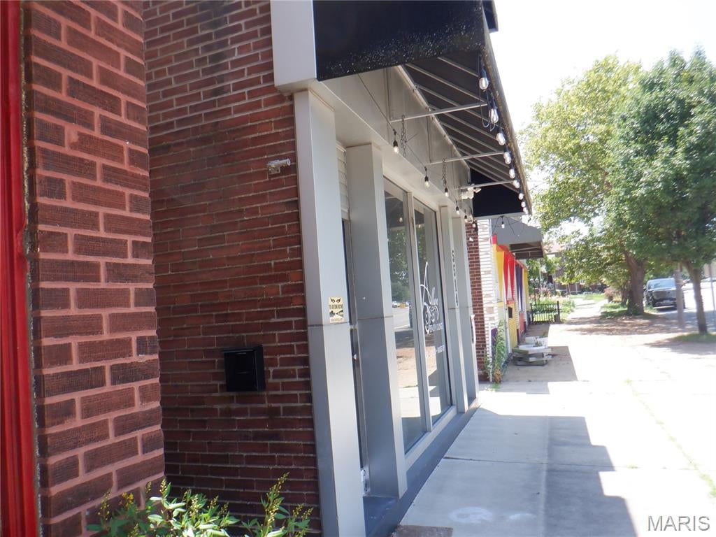 Park Add - Commercial Sale