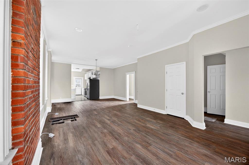 St Louis Commons Add - Residential