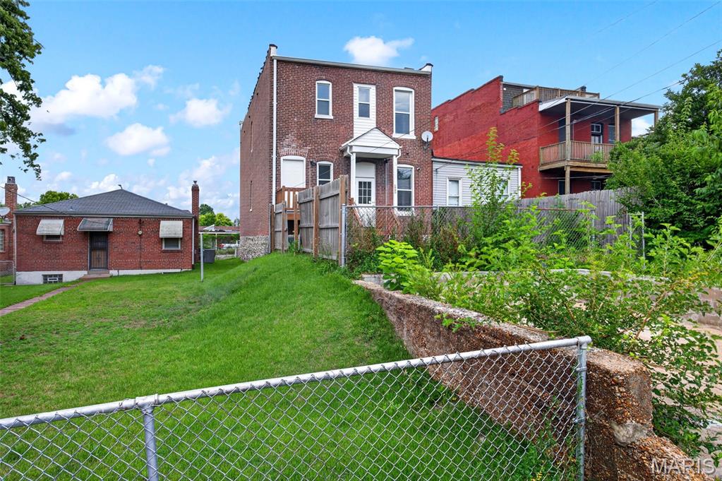 St Louis Commons Add - Residential
