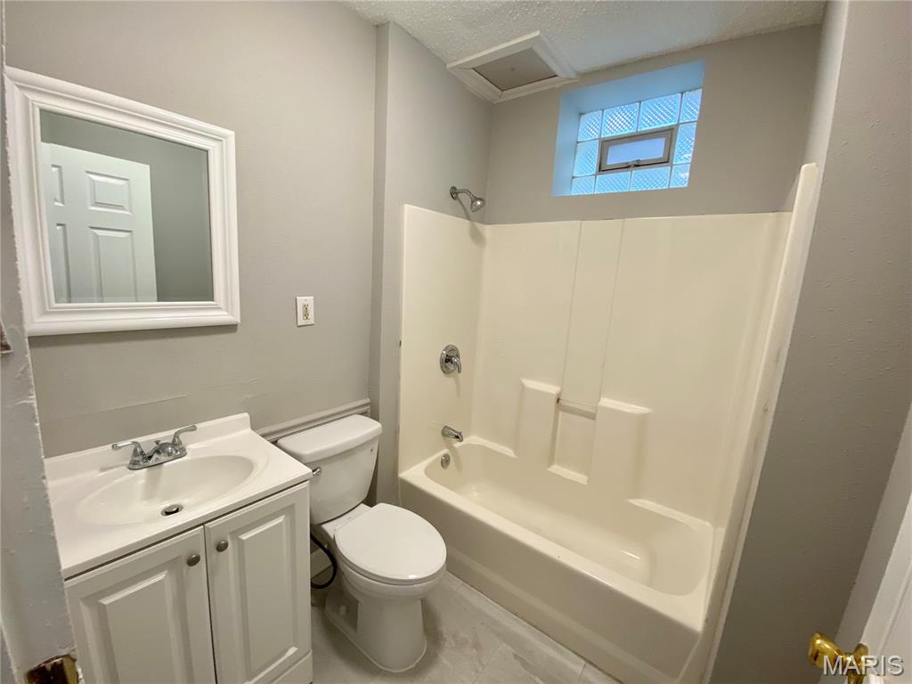 Kaysers - Residential Lease