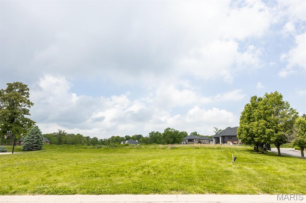 Fairways/Far Oaks - Land