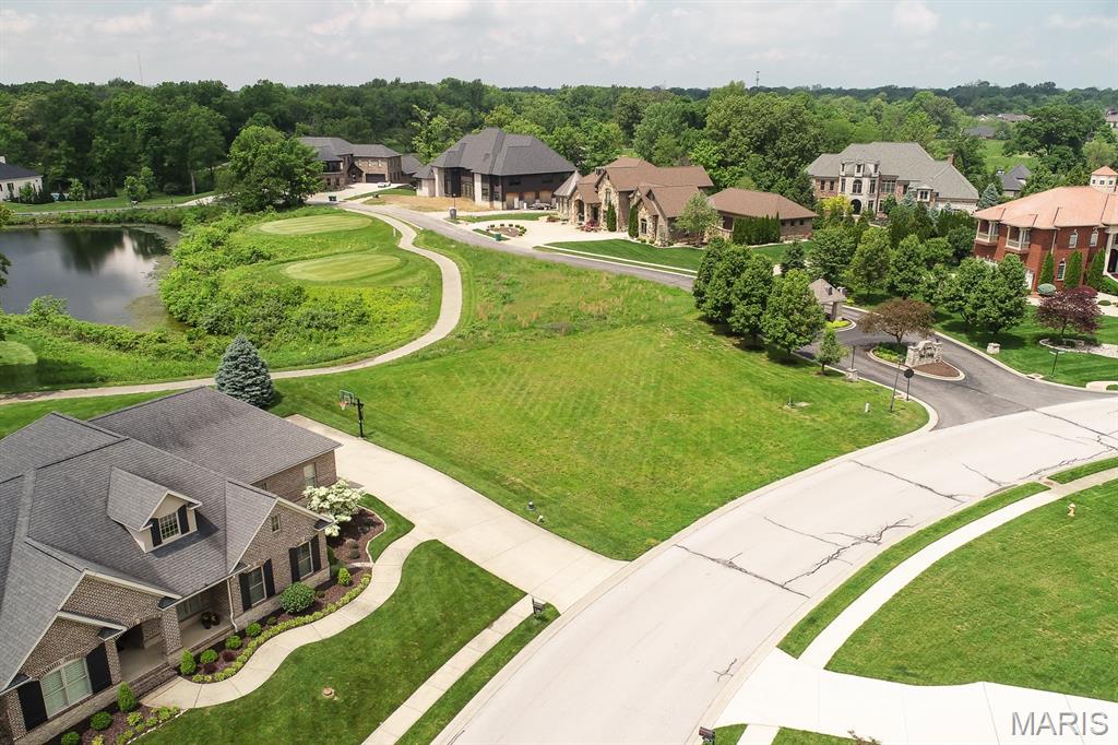 Fairways/Far Oaks - Land
