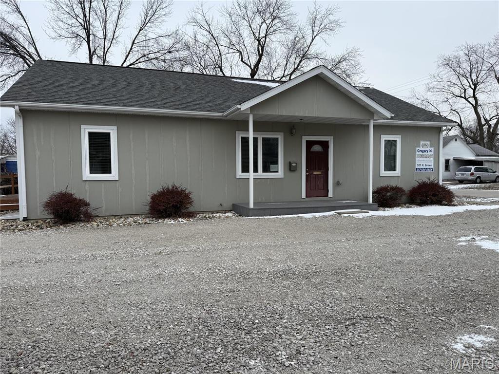 Explore this exceptional commercial opportunity in Litchfield! Conveniently situated just off IL Route 16 and within minutes of downtown and other key commercial areas, this well-maintained property offers a prime location for a variety of business needs.
The 1,440 sq. ft. open-concept building features a welcoming reception area, three private offices, a kitchenette, restrooms, and a full unfinished basement, providing ample space for office use, retail, or professional and personal services. Available for sale or lease. Contact us today to schedule a private showing! Location: Other