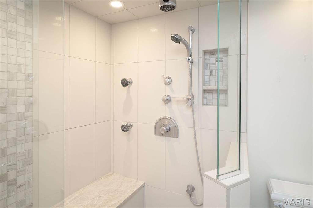 Executive House - Residential