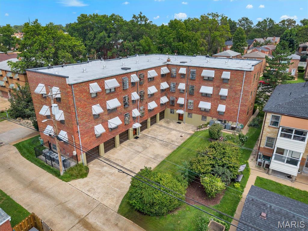 Jamieson Place Condos - Residential