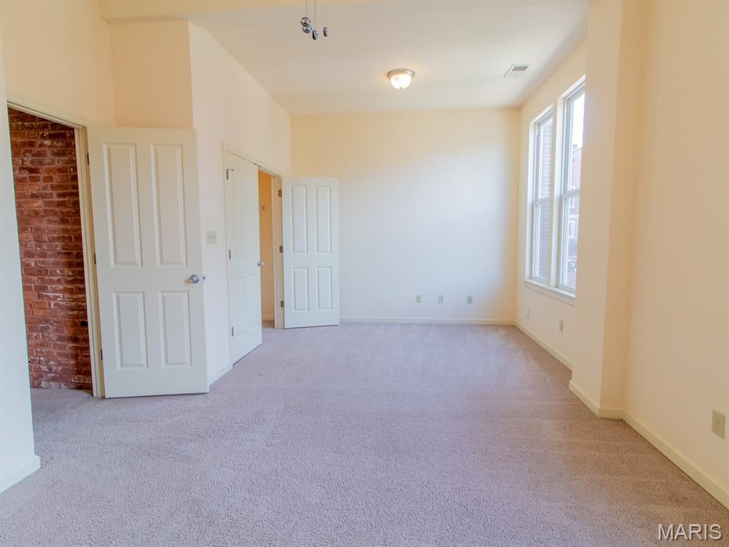 Soulard - Residential Income