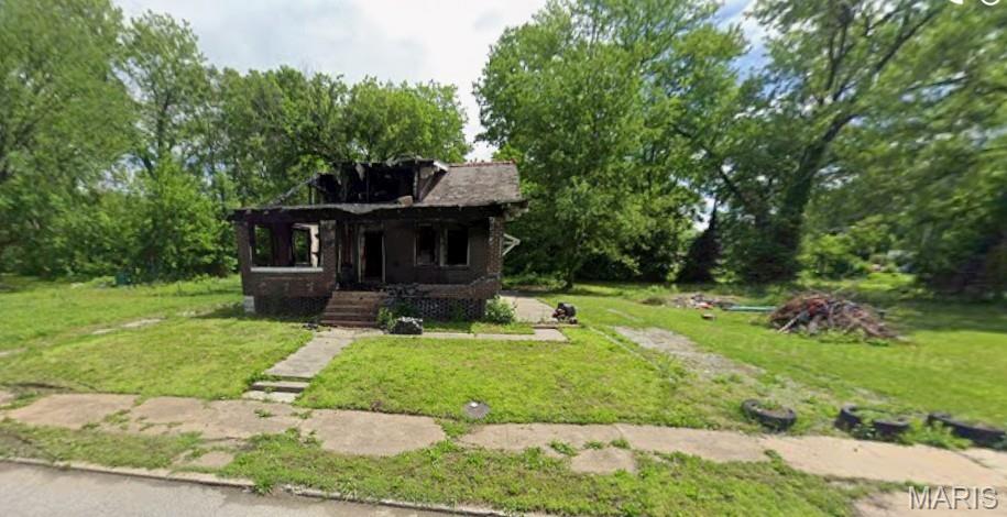 Elmont Place - Residential