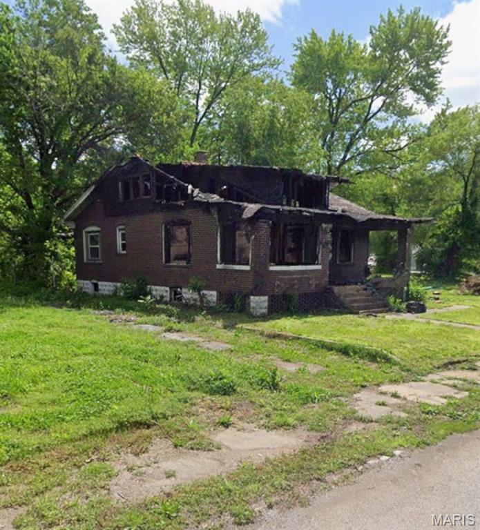 DO NOT ENTER HOME. The structure has sustained fire damage, seller and listing agency cannot verify the condition of the property as far as safety is concerned.


Property is being sold AS-IS, WHERE-IS with all faults and conditions, known or unknown. Buyers and their agents are responsible for conducting all necessary due diligence regarding the property condition, fire damage, land use, zoning, utilities, permits, and any potential redevelopment plans. Seller makes no representations or warranties regarding the condition of the structure.

Sale includes additional adjoining parcels: 02-09.0-419-011, 02-09.0-419-012, and 02-09.0-419-013. Please verify all parcel information, boundaries, and intended use with the appropriate governing authorities. Total Acres include totals of all parcels.